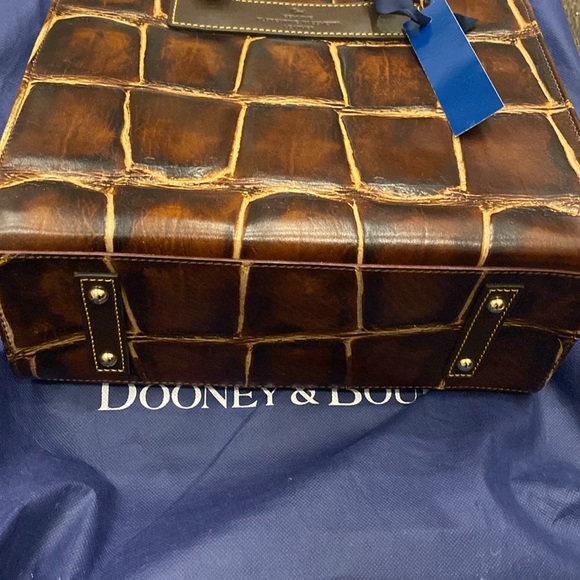 Vintage Dooney and Bourke crocodile print bag - Picture 4 of 13